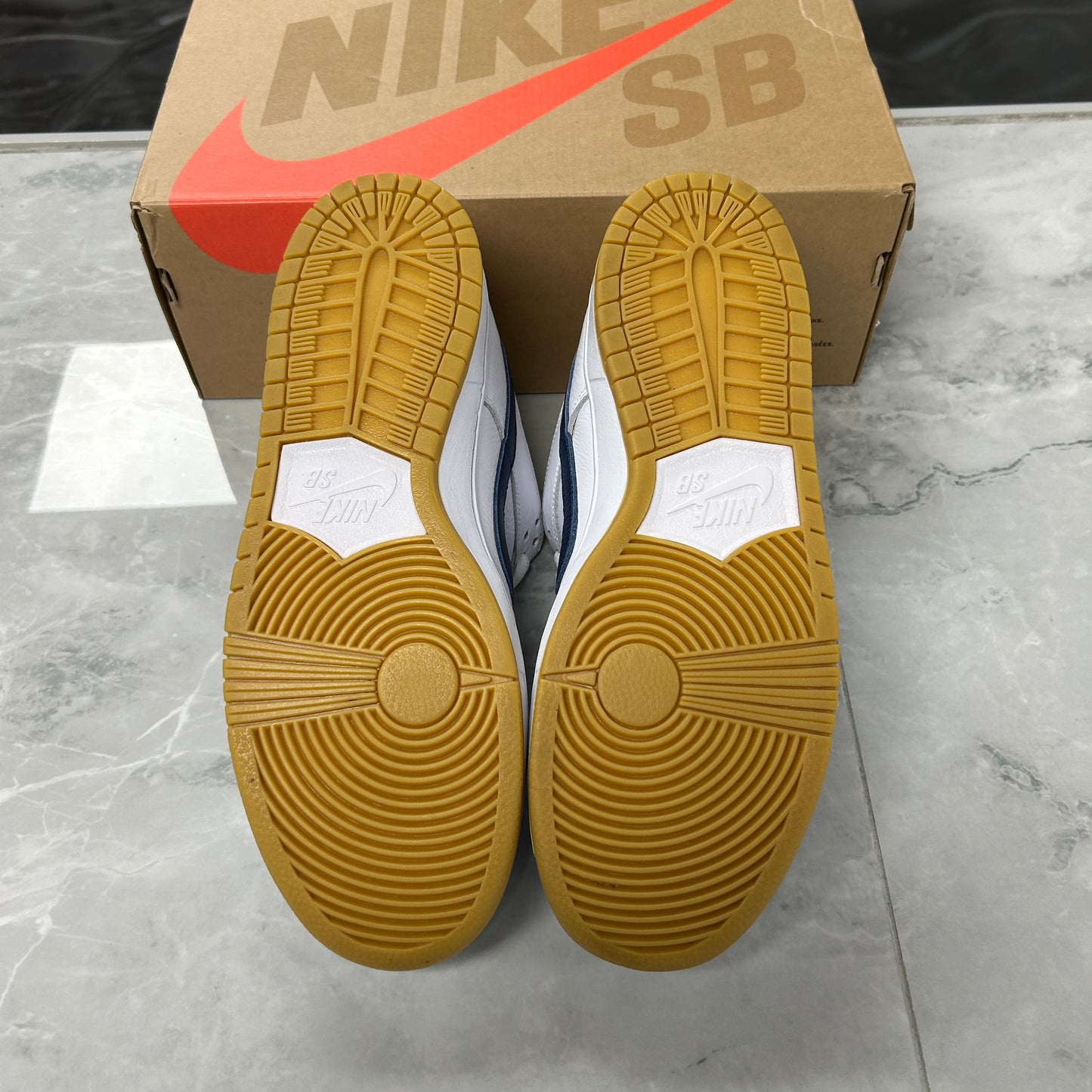 Nike SB Dunk Low Orange Label White Navy (USED)
