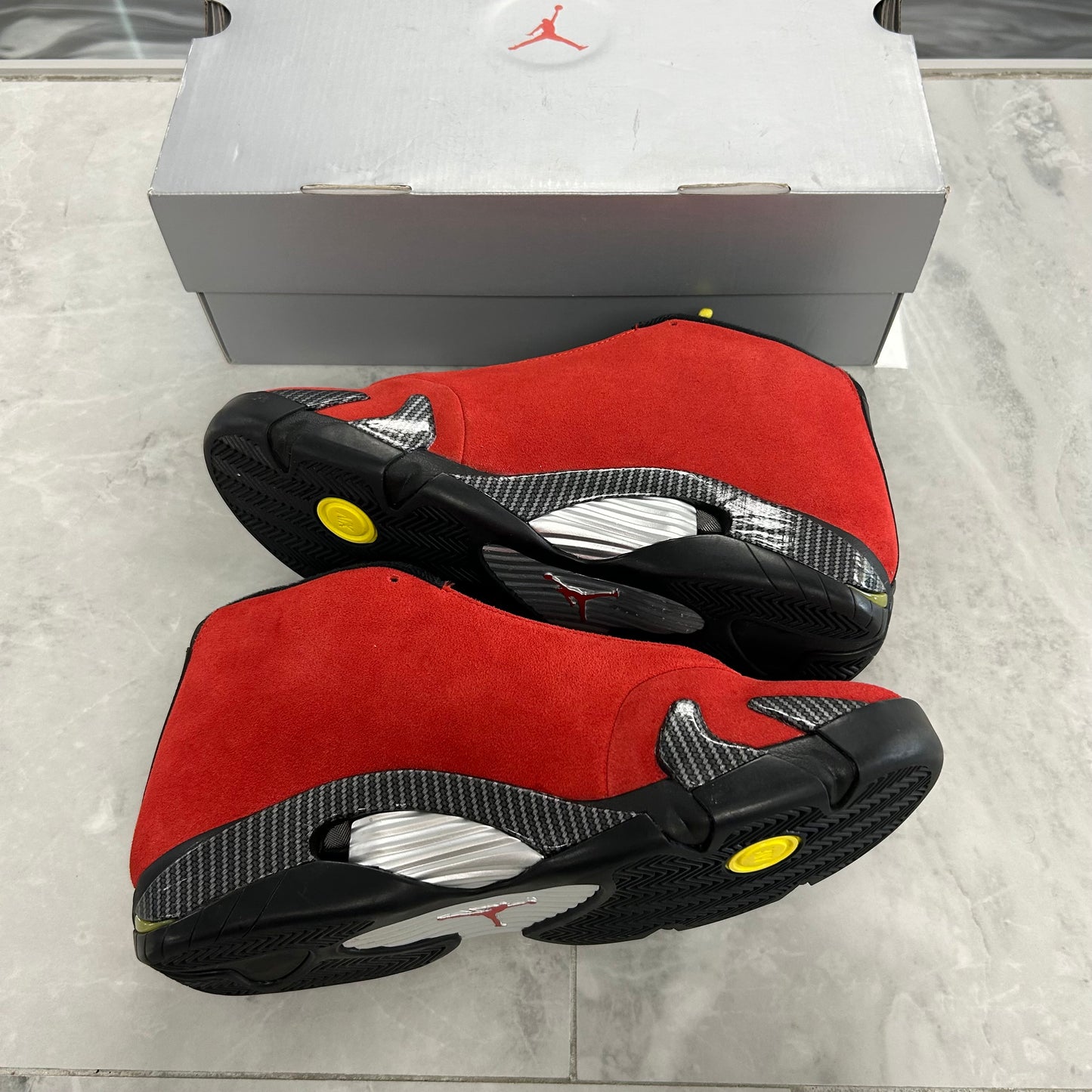 Air Jordan 14 Retro Ferrari (2025)(USED)