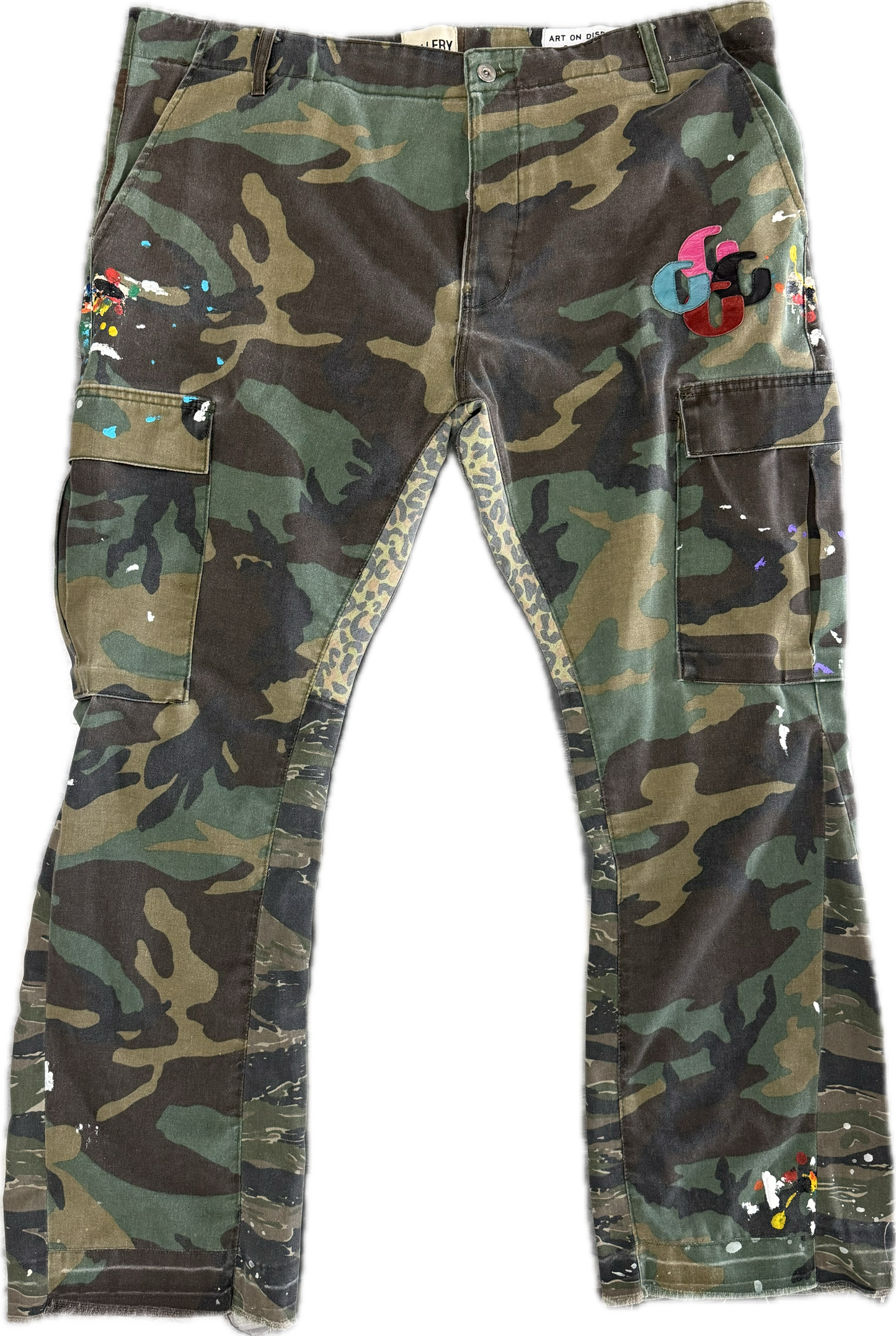 Gallery dept. Camo Flare pants with g patches