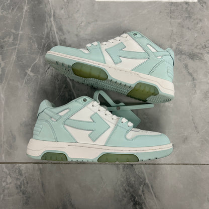 Off-White Out of Office White
Mint (USED NO BOX)