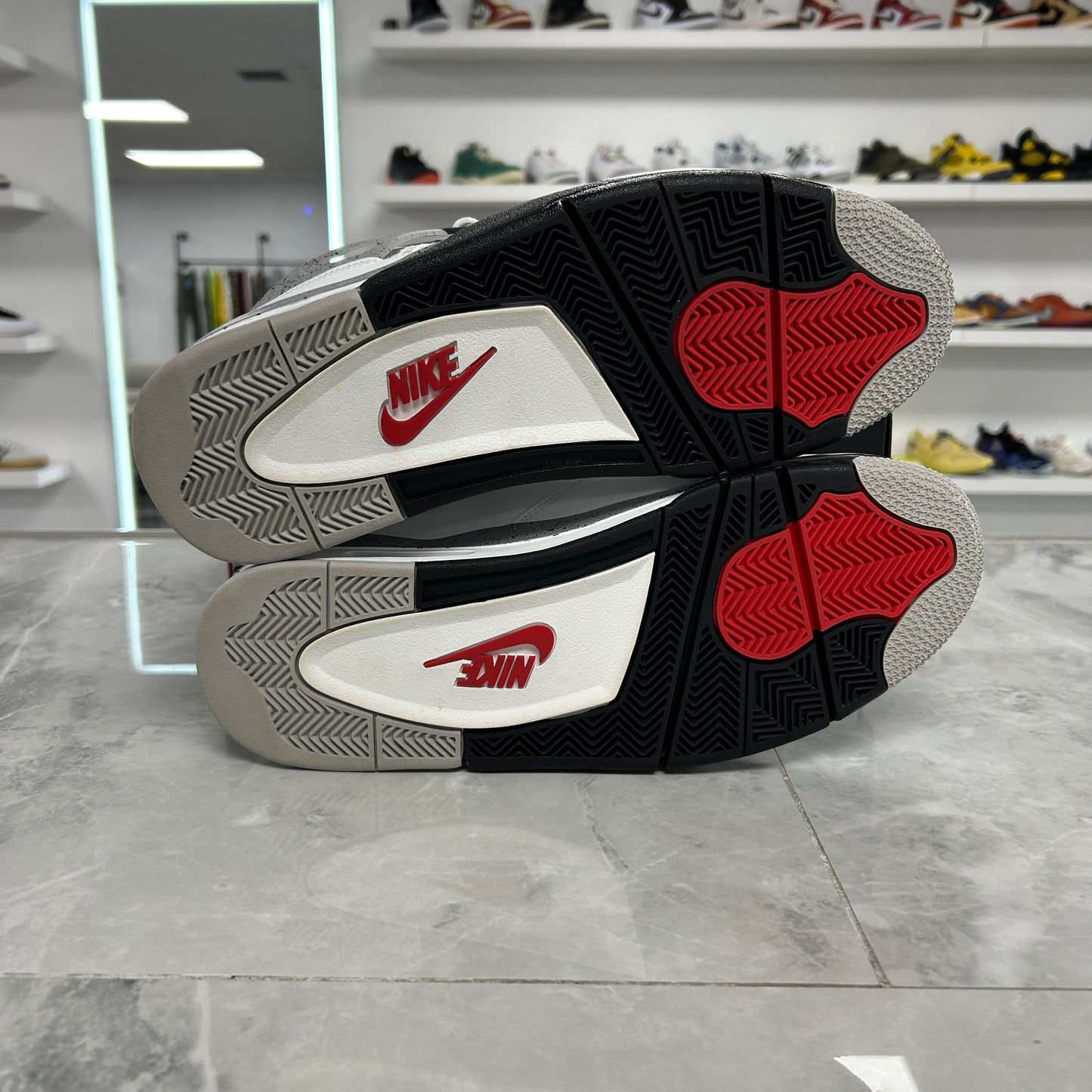 Air Jordan 4 Retro OG White Cement 2025 (Used)