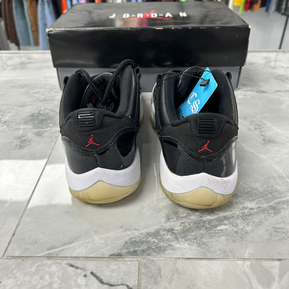 Jordan 11 Retro Low 72-10 (USED)