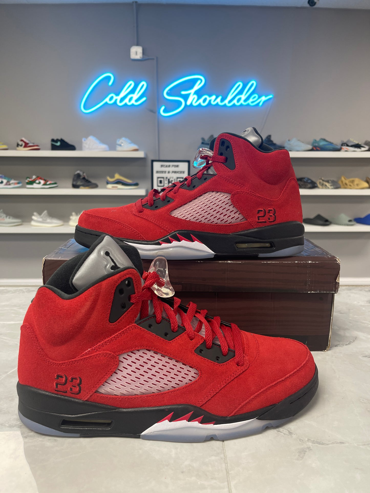 Jordan 5 Retro Raging Bull Red (2021)(Used)