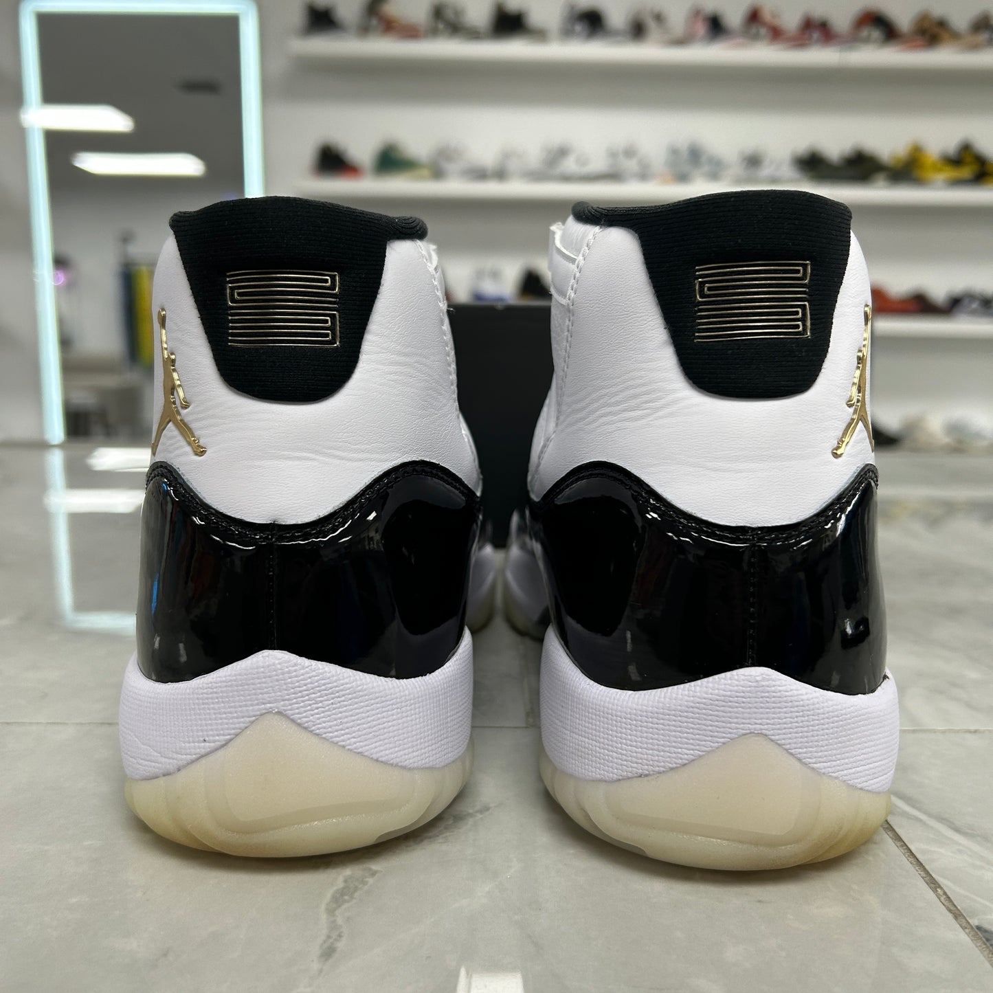 Jordan 11 Retro DMP Gratitude (2023) (USED)