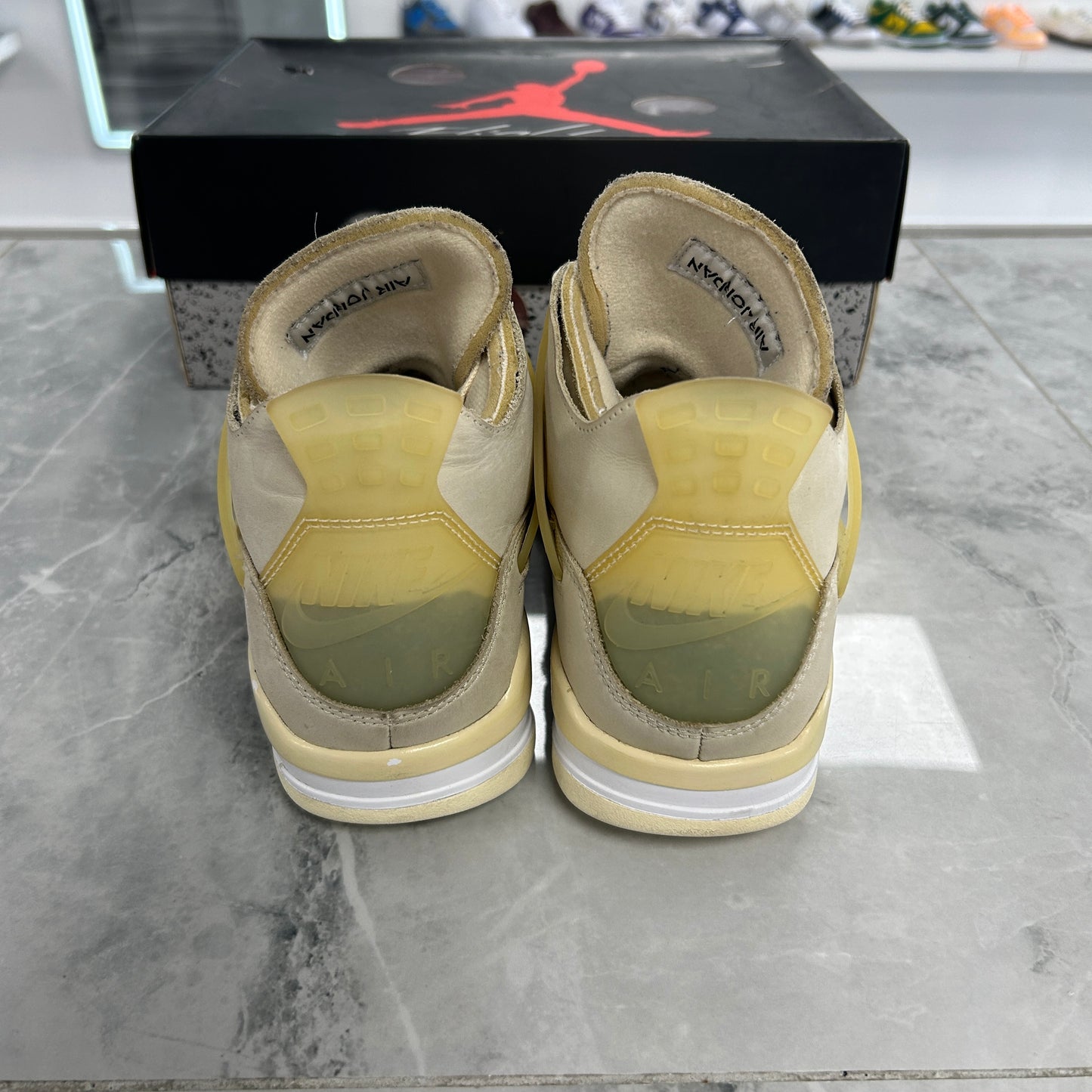 Jordan 4 Retro Off-White Sail (USED)