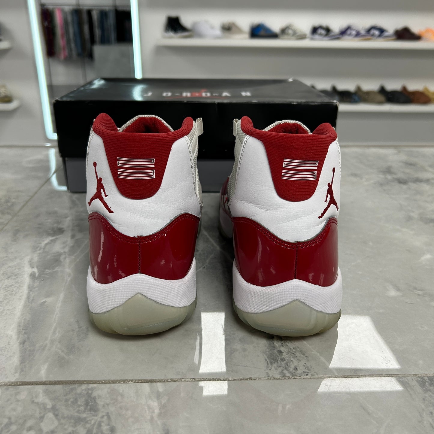 Air Jordan 11 Retro Cherry (USED)