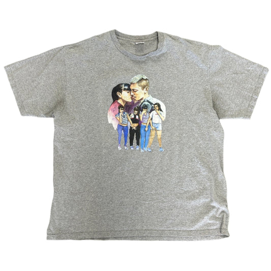 Supreme Kiss Tee Grey