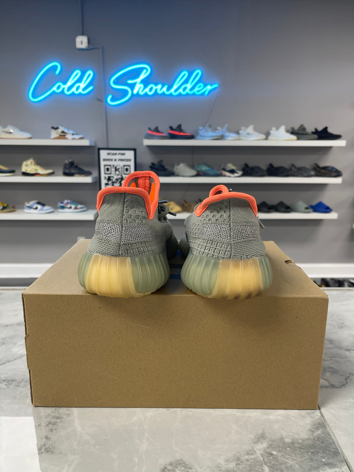 adidas Yeezy Boost 350 V2 Desert Sage (USED)