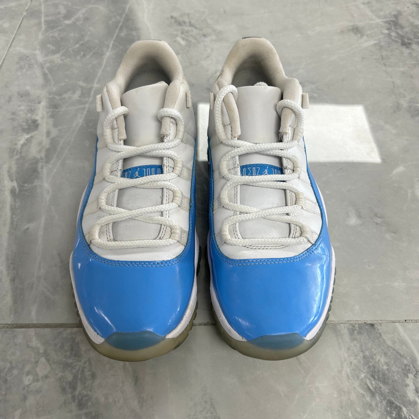 Jordan 11 Retro Low University Blue (2017)(USED NO BOX)