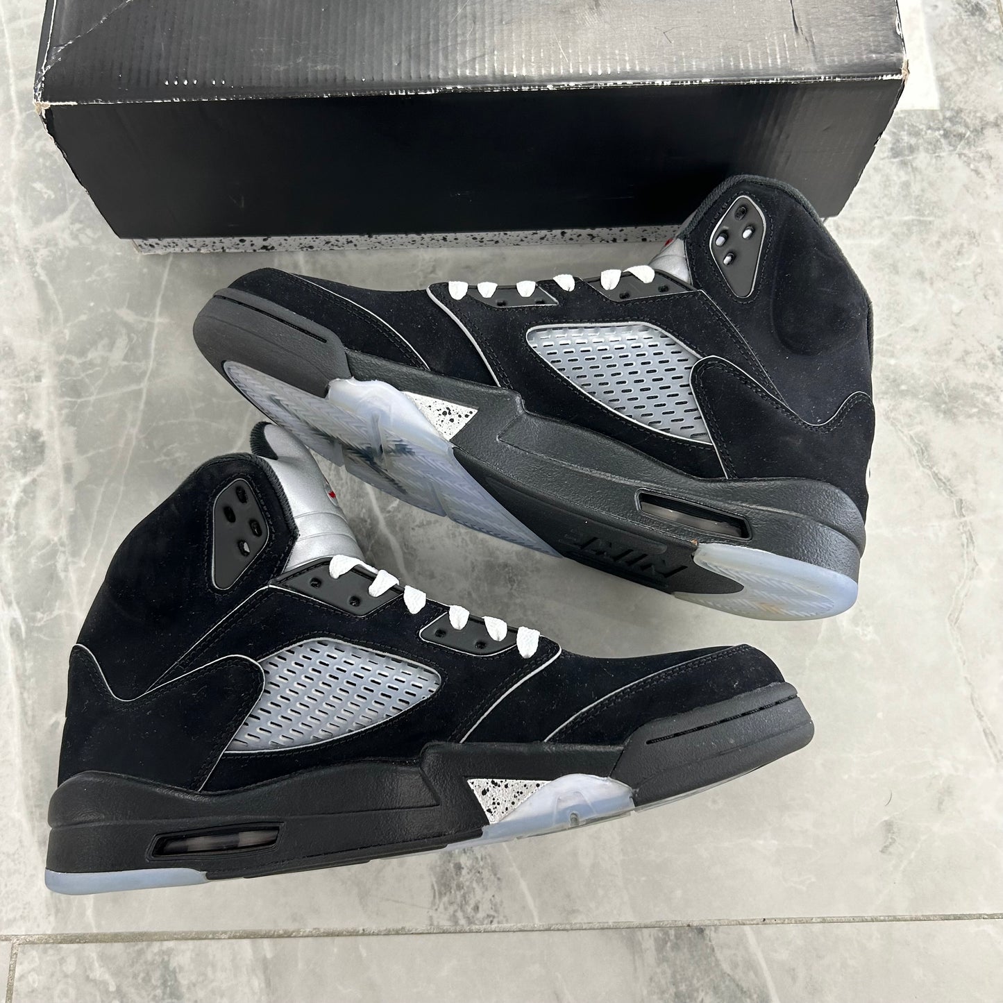 Jordan 5 Retro OG Black Metallic Reimagined (USED)