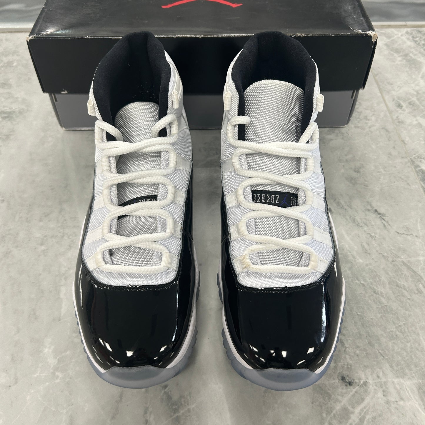 Jordan 11 Retro Concord (2018)(USED)