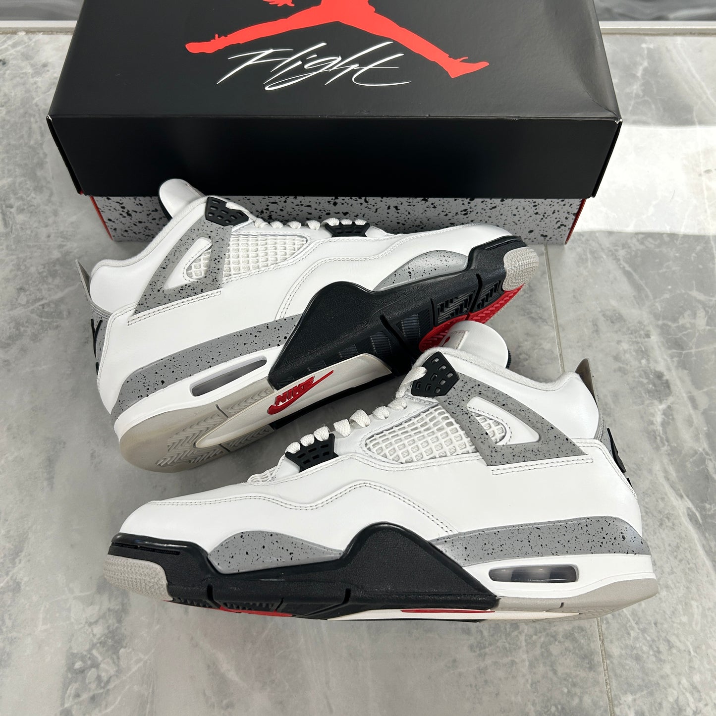 Jordan 4 Retro OG White Cement (2025) (USED)