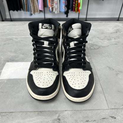 Jordan 1 Retro High Dark Mocha (USED)(NO BOX)