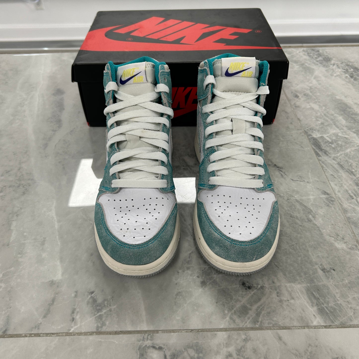 Jordan 1 Retro High OG Turbo Green (USED)