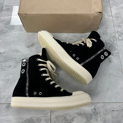 Rick Owens Lido DRKSHDW High
Black Milk (USED)