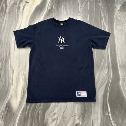 Kith For Major League Baseball New York Yankees Icon Script Box Tee Navy