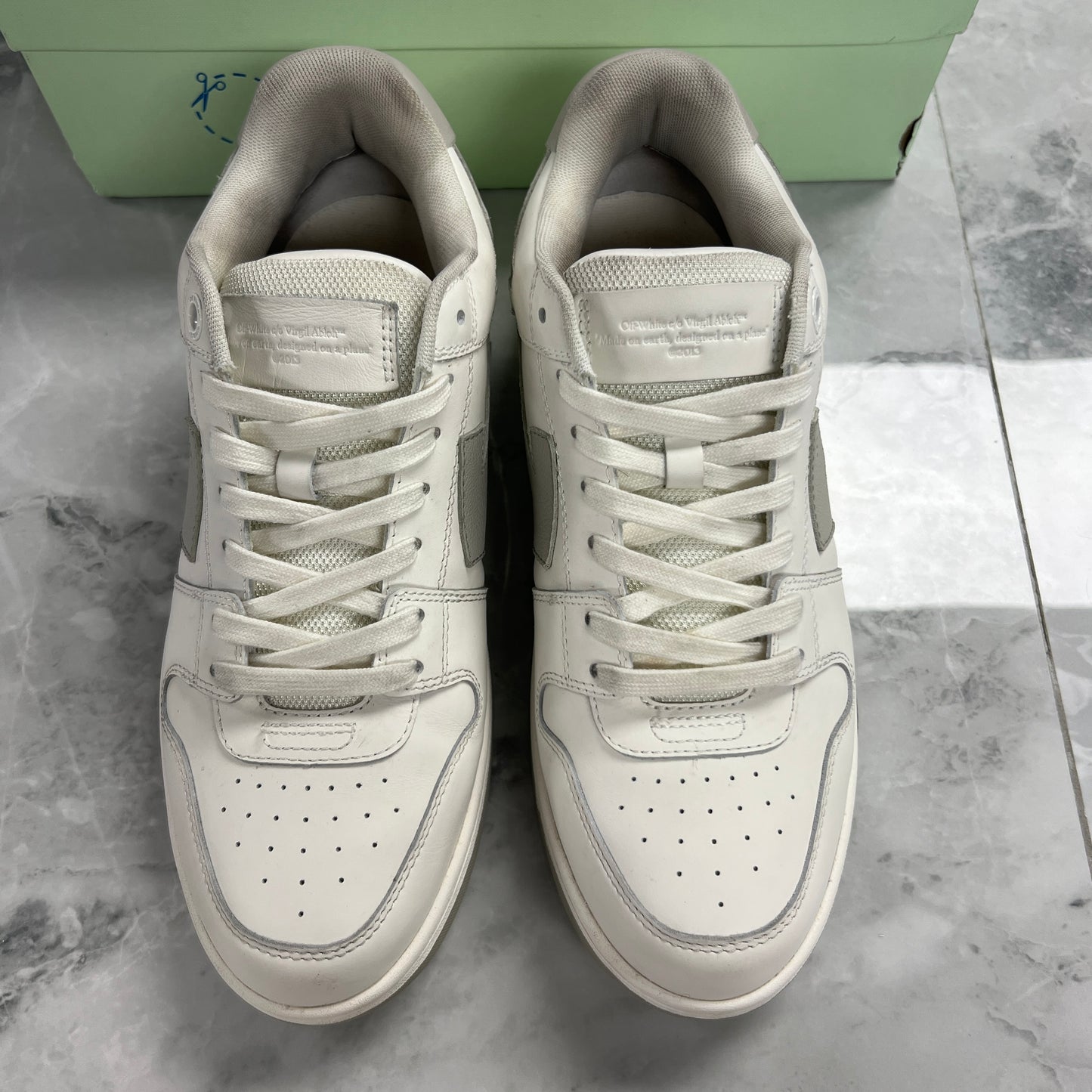 OFF-WHITE Out Of Office White Grey (USED)