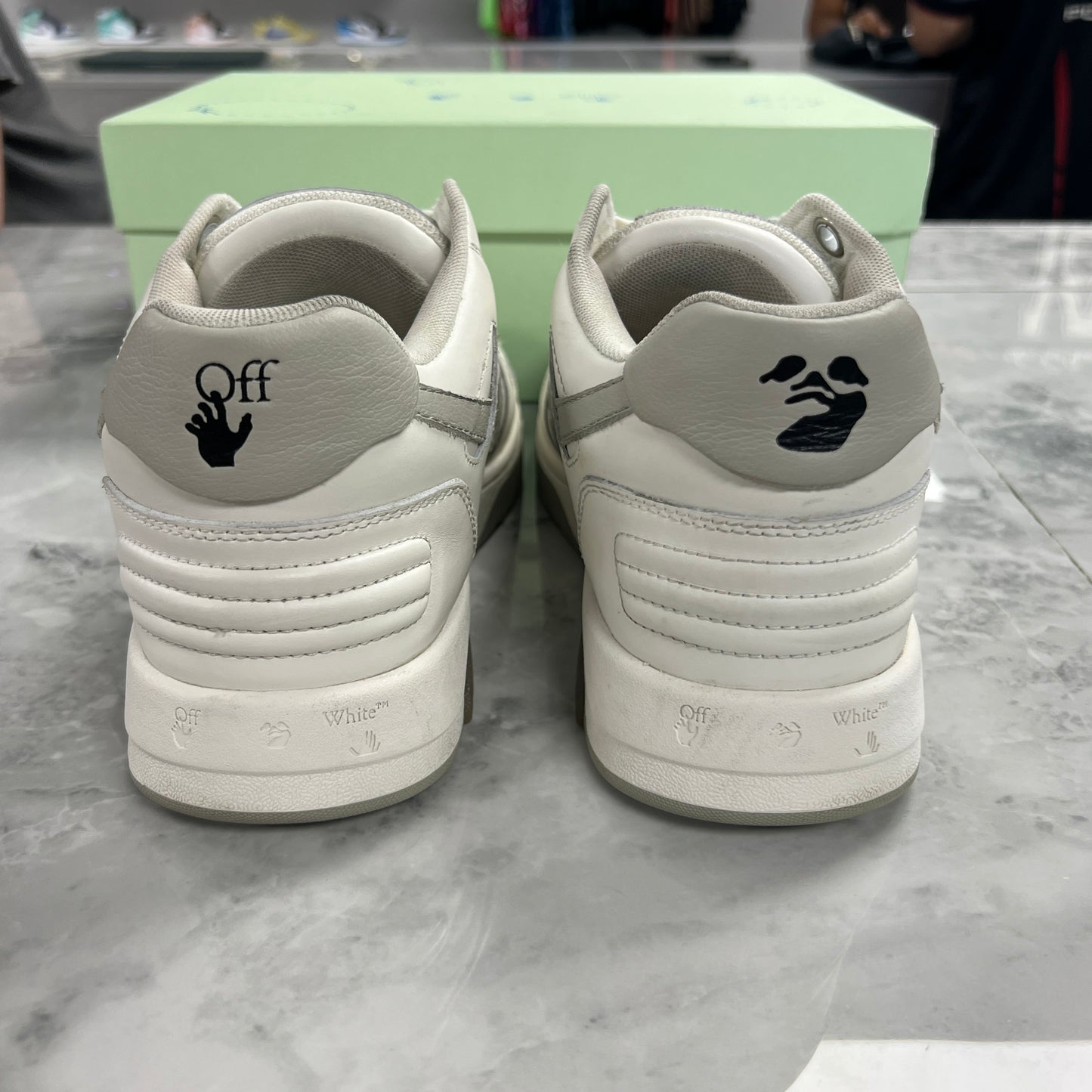 OFF-WHITE Out Of Office White Grey (USED)