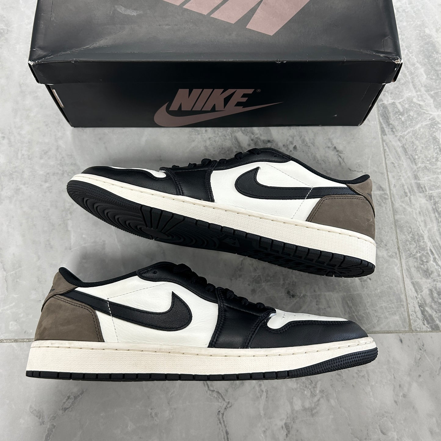 Jordan 1 Retro Low OG Mocha (USED)