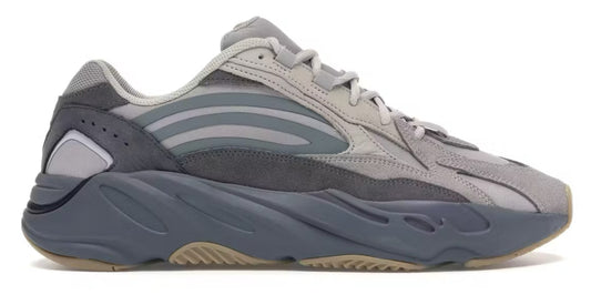 Adidas Yeezy Boost 700 V2
Tephra (USED)