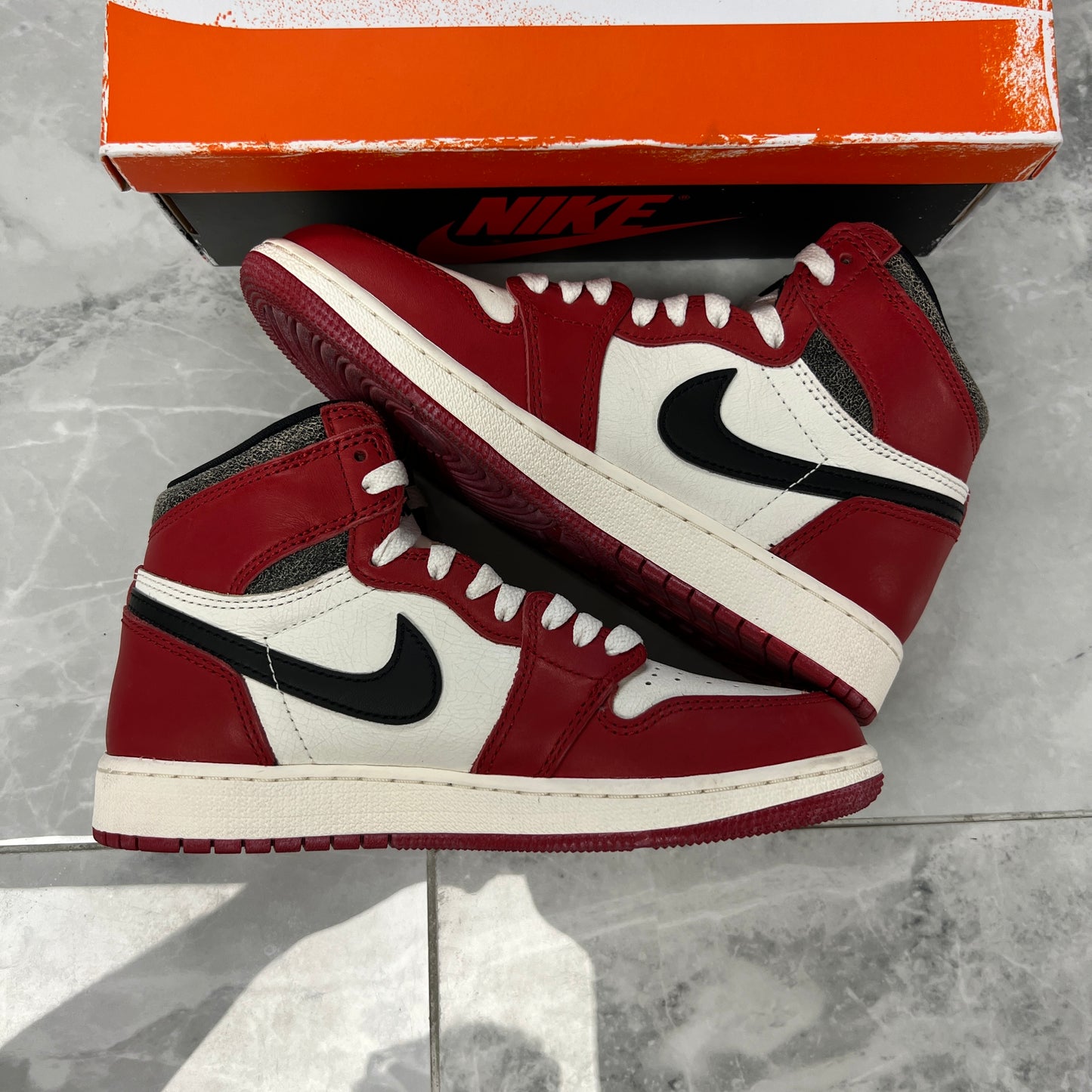 Jordan 1 Retro High OG Chicago Lost and Found (Used)