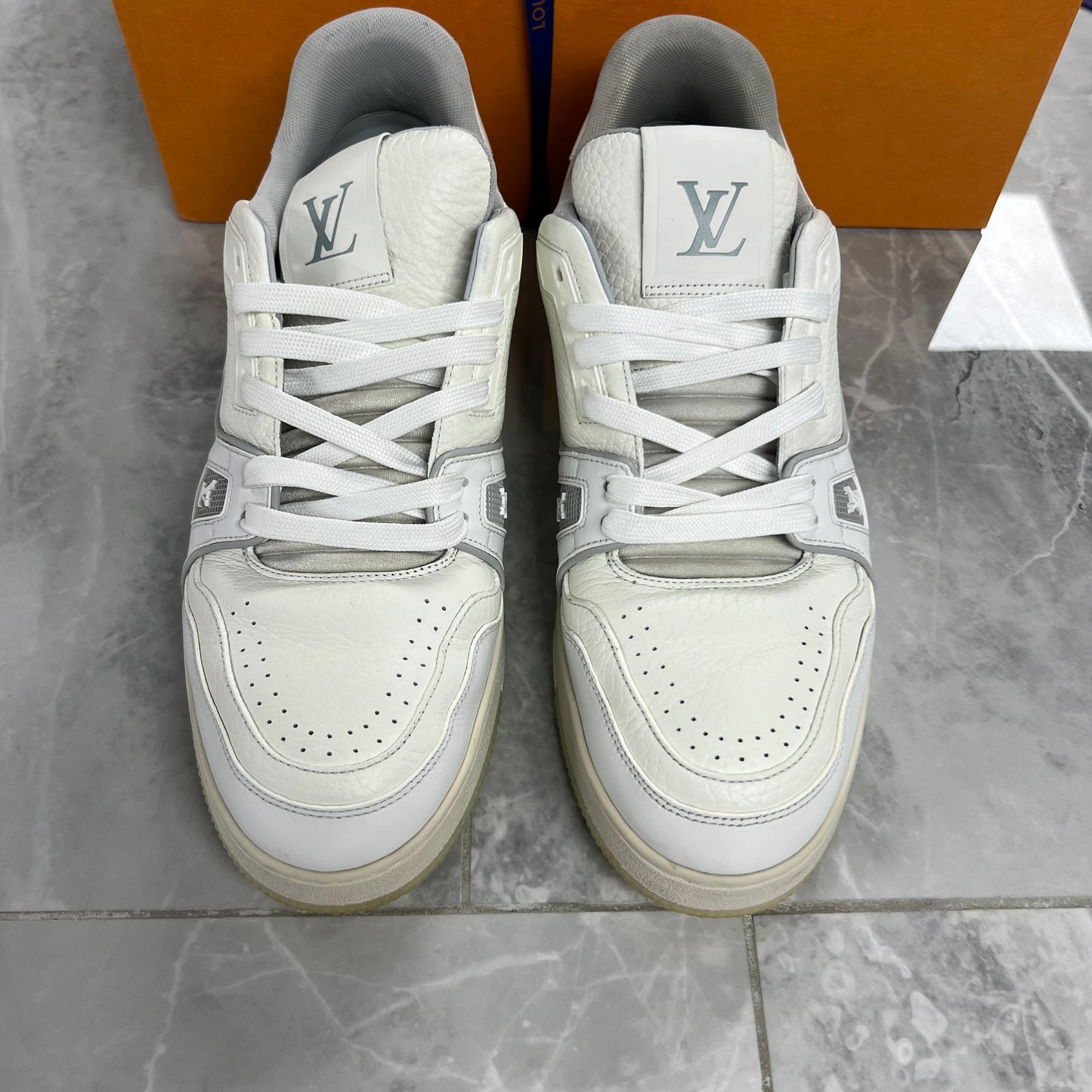 Louis Vuitton Cream/Grey Trainers (Used)