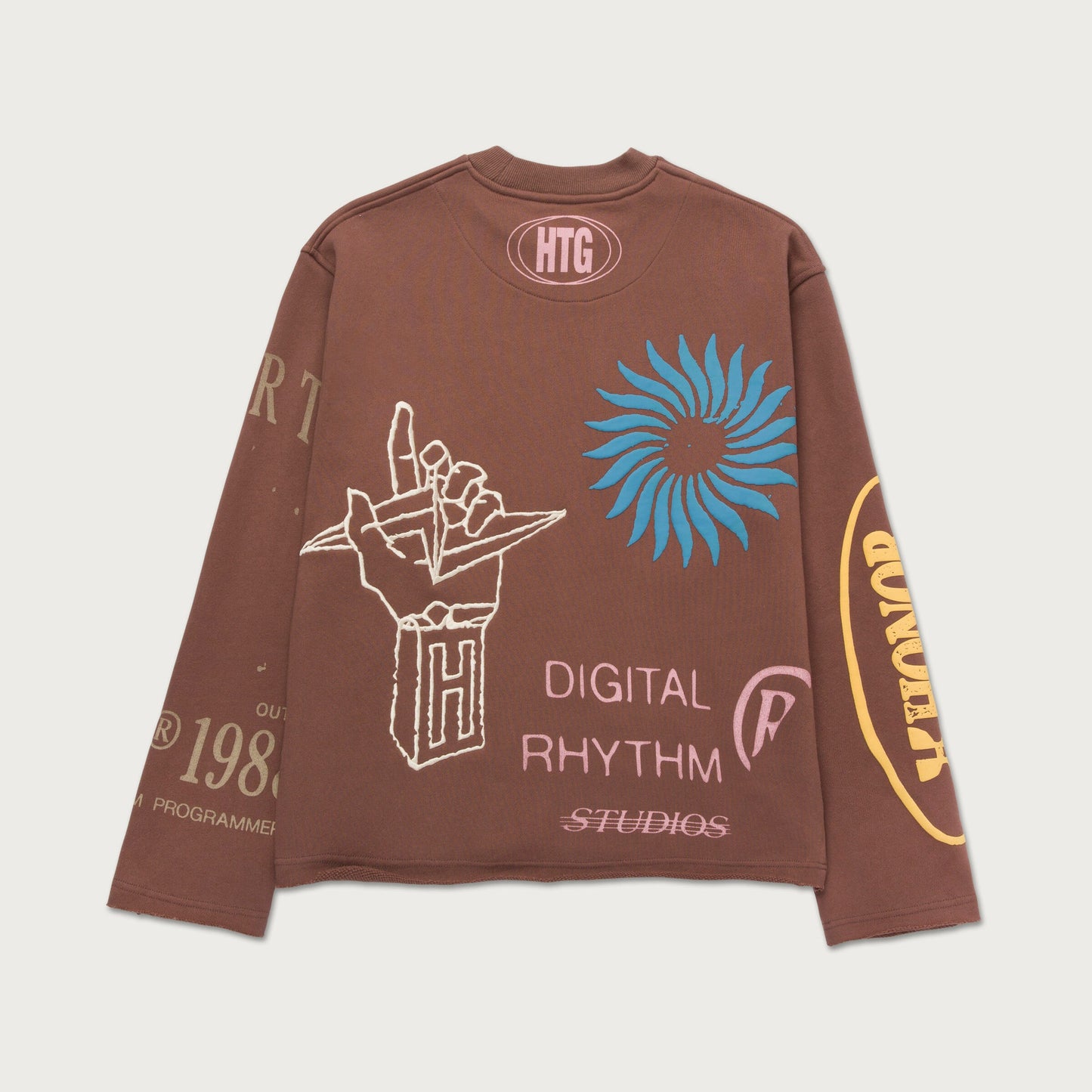 HTG STUDIO CREWNECK 2.0 - BROWN