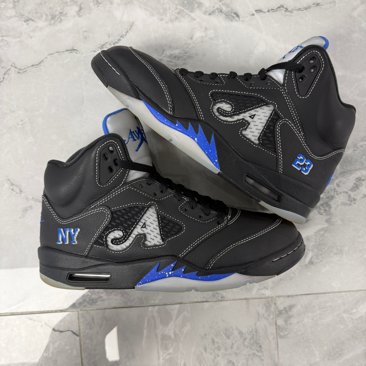 (SZ 10M)(USED NO BOX) Jordan 5 Retro Awake NY Black