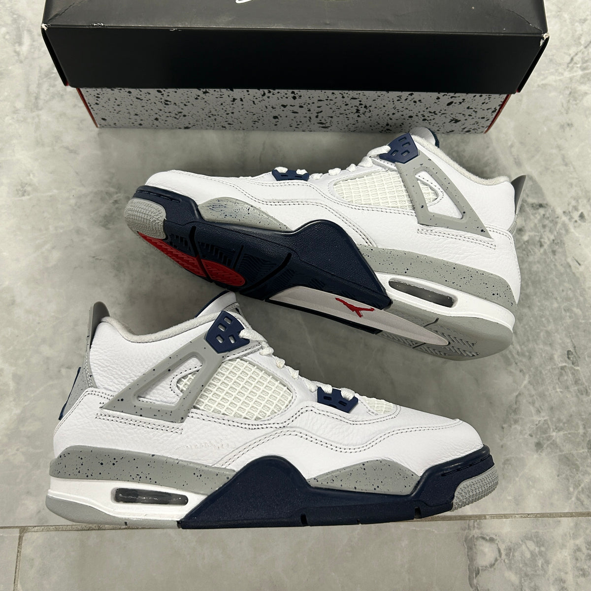 Jordan 4 Retro Midnight Navy GS - view 2