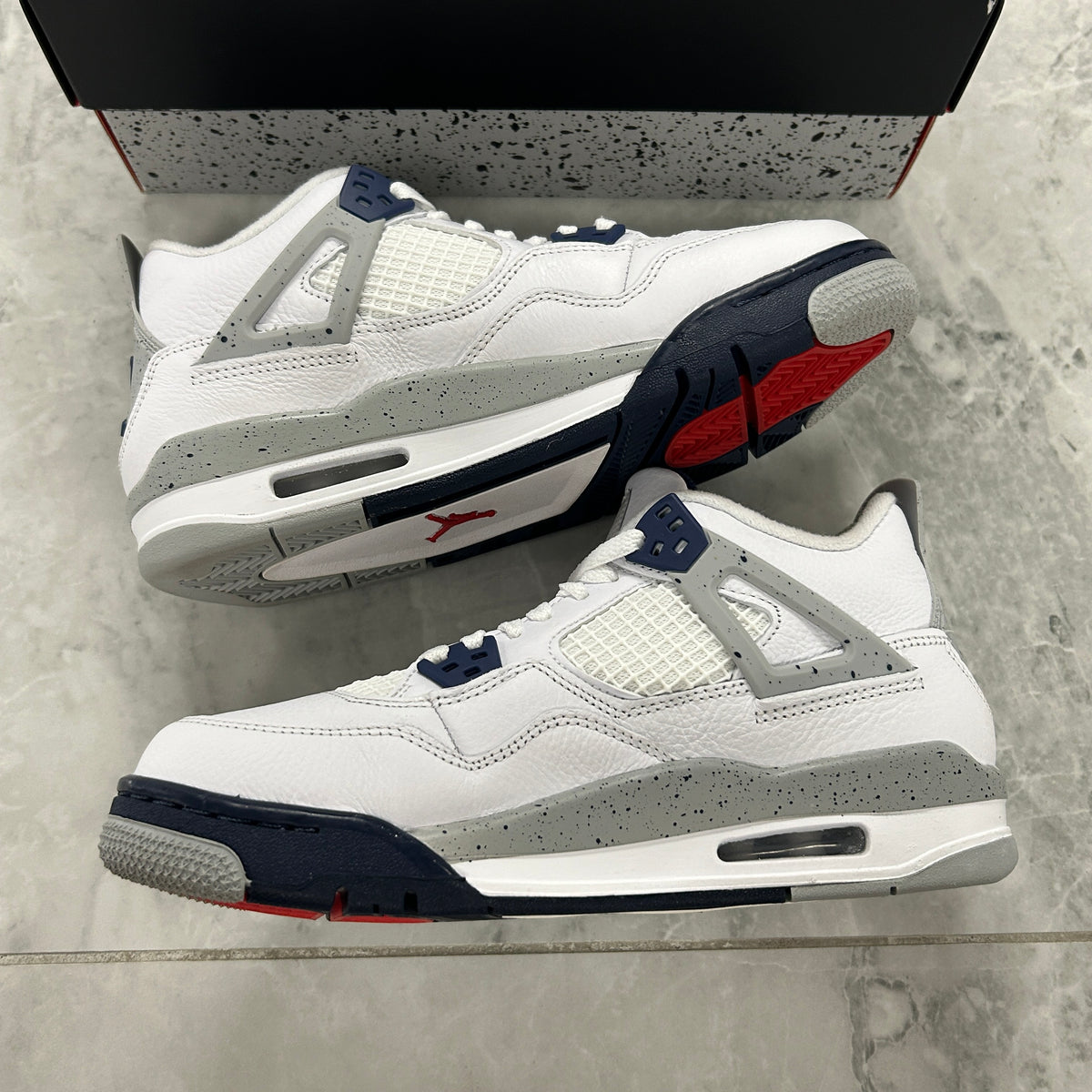 Jordan 4 Retro Midnight Navy GS - view 3